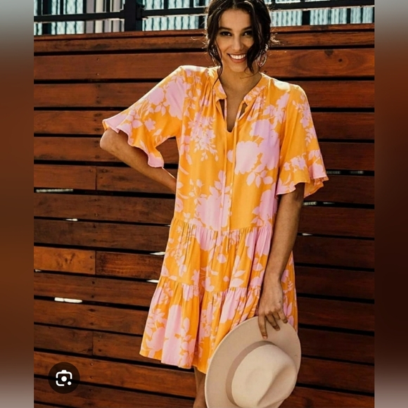 Dresses & Skirts - Floral Orange and Pink Dress